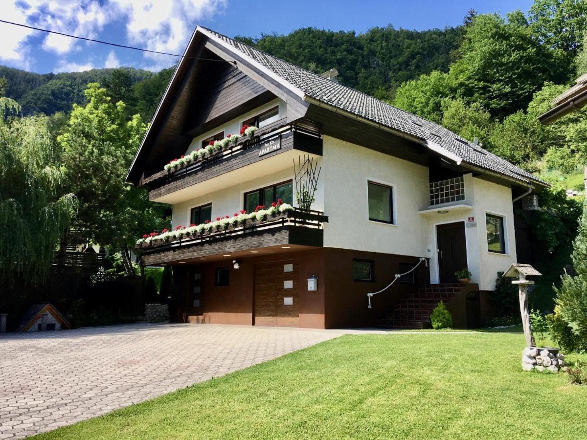 Apartment Milena Nomenj Luaran gambar