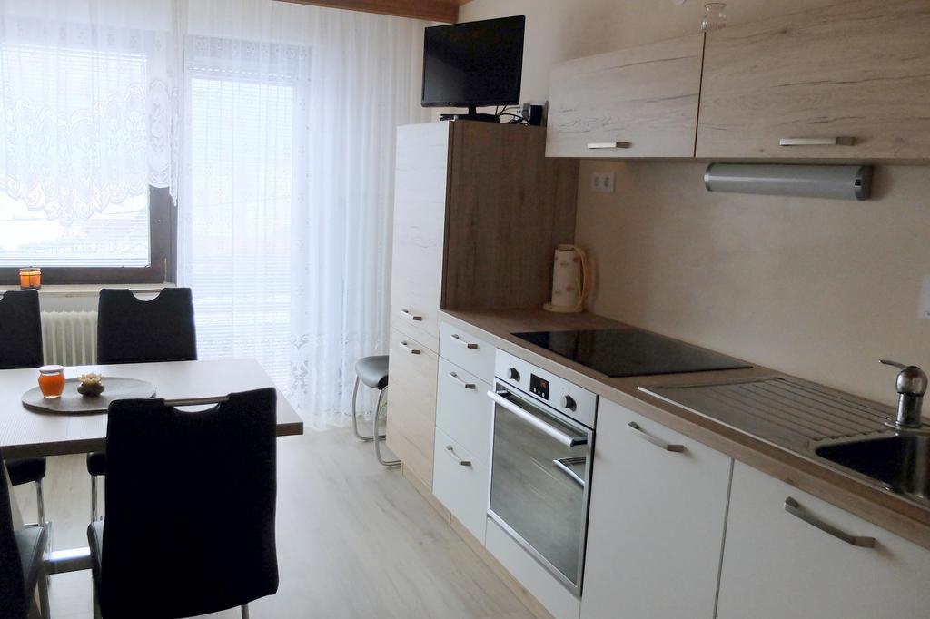 Apartment Milena Nomenj Luaran gambar